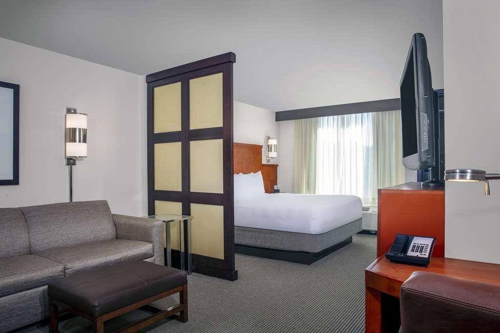 Hyatt Place Raleigh Cary חדר תמונה