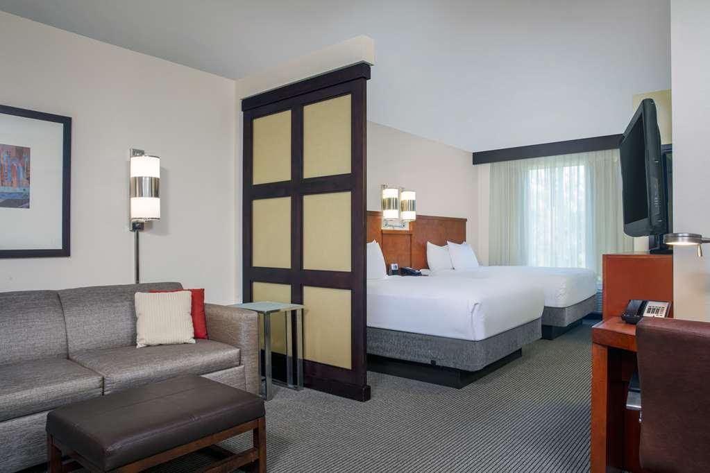 Hyatt Place Raleigh Cary חדר תמונה